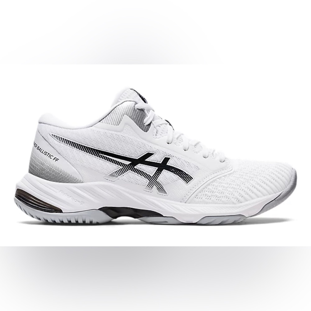 Women’s ASICS Volleyball Shoes - Size 7